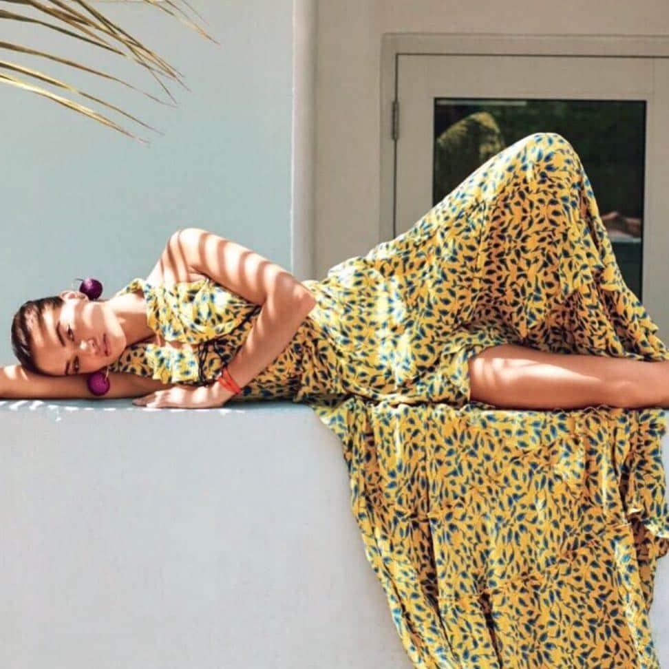 シャニーナ・シャイクのインスタグラム：「Vitamin D ☀️」