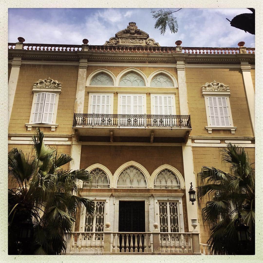 エマニュエル・ベアールのインスタグラム：「#Beyrouth #liban #lebanonhouses ......」