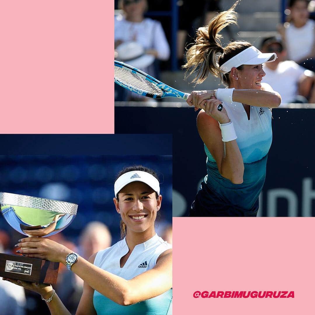 evianさんのインスタグラム写真 - (evianInstagram)「One more amazing victory for @garbimuguruza at the @AbiertoGNPSeguros! Serving goals and live young attitude all day every day. #evian #liveyoung #stayhydrated」4月10日 1時53分 - evianwater