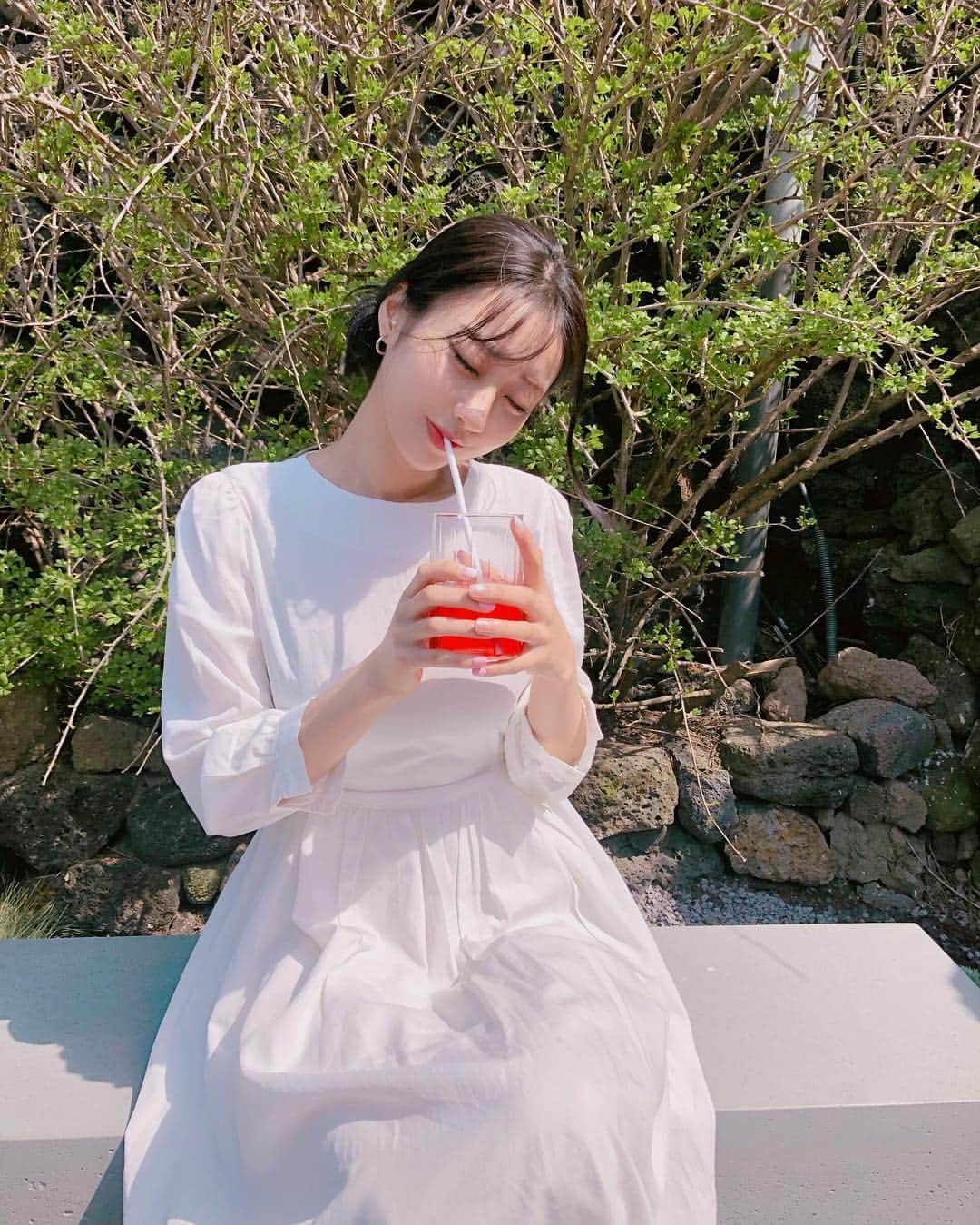ギョンリ さんのインスタグラム写真 - (ギョンリ Instagram)「힘,☘️」4月10日 12時20分 - gyeongree