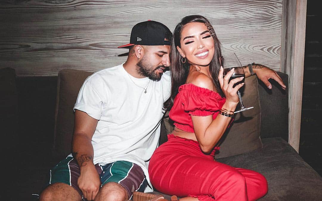 iluvsarahiiさんのインスタグラム写真 - (iluvsarahiiInstagram)「Always making me laugh with his pendejadas 😝」4月10日 5時37分 - iluvsarahii