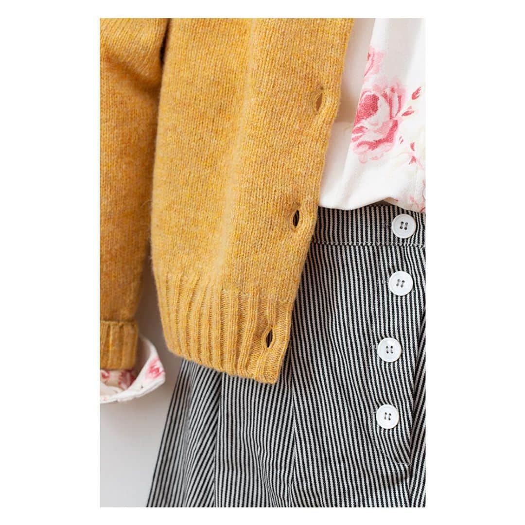 キャベジズ&ローゼズのインスタグラム：「A triumvirate of delicious textiles 💛❤ 🖤The Yellow Grace Cardigan made from a lovely superfine wool and baby alpaca mix looks just amazing with the Rosie Velvet Holly Shirt and the Camilla Trousers in candy stripe black drill. Wear Grace and Holly now and watch this space for Camilla’s arrival #wool #cardigansweater #cardiganstyle #candystripe #velvetshirt #madeinengland🇬🇧 #springstyle #springstyle2019 #cabbagesandroses #cabbagesandrosesfashion @christina_strutt @cabbagesandroses_shop 👆Link In Bio👆」