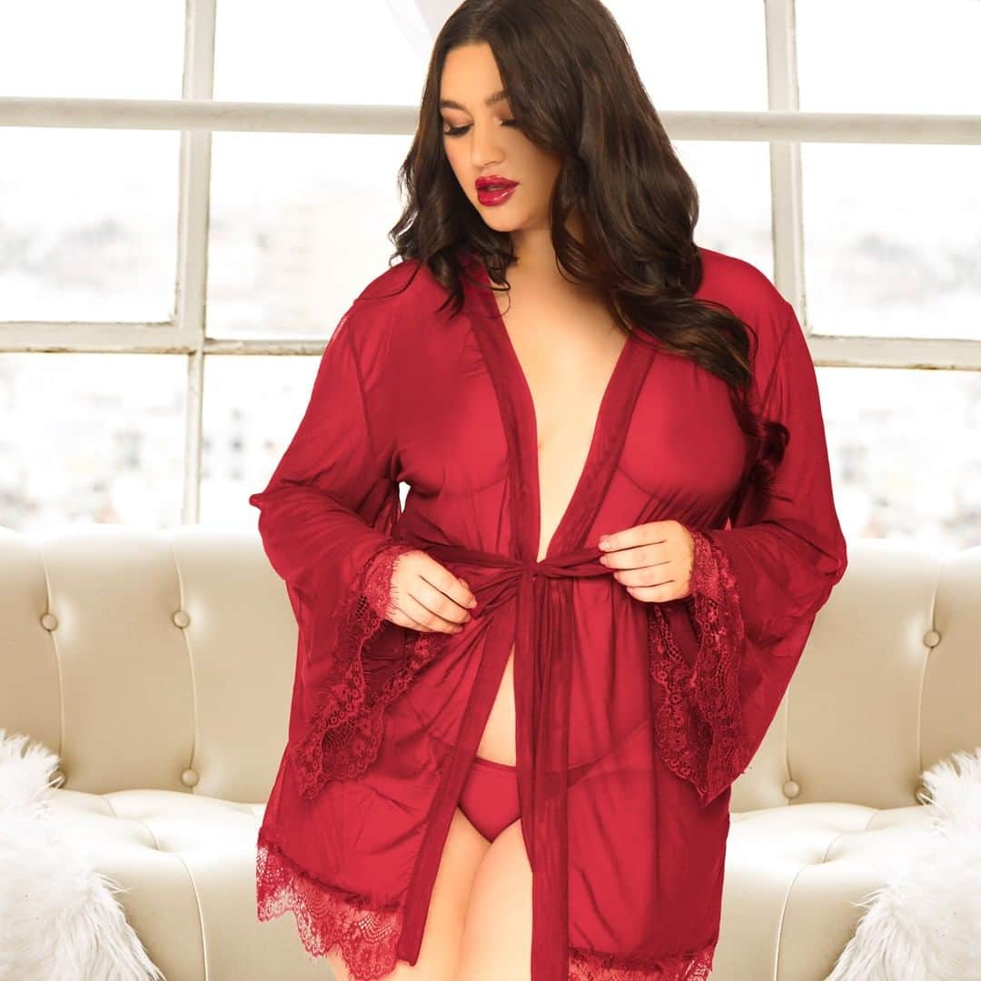 レッグアベニューさんのインスタグラム写真 - (レッグアベニューInstagram)「I don't try to be sexy, sexy tries to be me 😏⁣ ⁣ Click the Link in Bio for our Curvy Sized Sheer Robe Set!⁣ ⁣ #legavenue #lingerie #ootd #wiwt #sexy #model #babe  #fashiongram #style #igfashion #fashiondiaries #plussize #plussizemodel #plussizefashion #bodypositive #bodypositivity #curvy #curvyfashion #honormycurves #celebratemysize #curvygirl #plussizefashion #bodypositive #plussize #curves #effyourbeautystandards #curvywomen #honormycurves #shortncurvy #thickwomen⁣」4月10日 6時30分 - legavenue