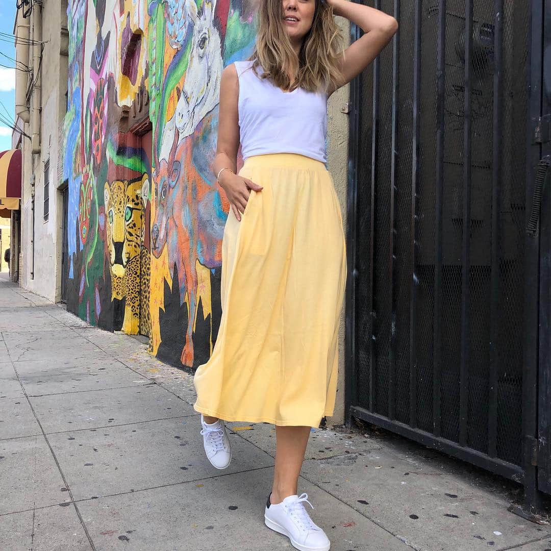 エルエーメイドさんのインスタグラム写真 - (エルエーメイドInstagram)「They call me mellow yellow. @jen.griswold . #madeintheusa #ethicalstyle #ethicalclothing #sustainablestyle #basics #essentials #fewerbetter #americanstyle #slowfashionstyle #whomademyclothes #fbloggerstyle #bloggerstyle #consciousfashion #fairfashion #slowfashionmovement #ethicalootd #fairfashionootd #acolorstory #abmlifeiscolorful #springstyle #losangelesstyle #losangelesfashion」4月10日 6時35分 - lamadeclothing