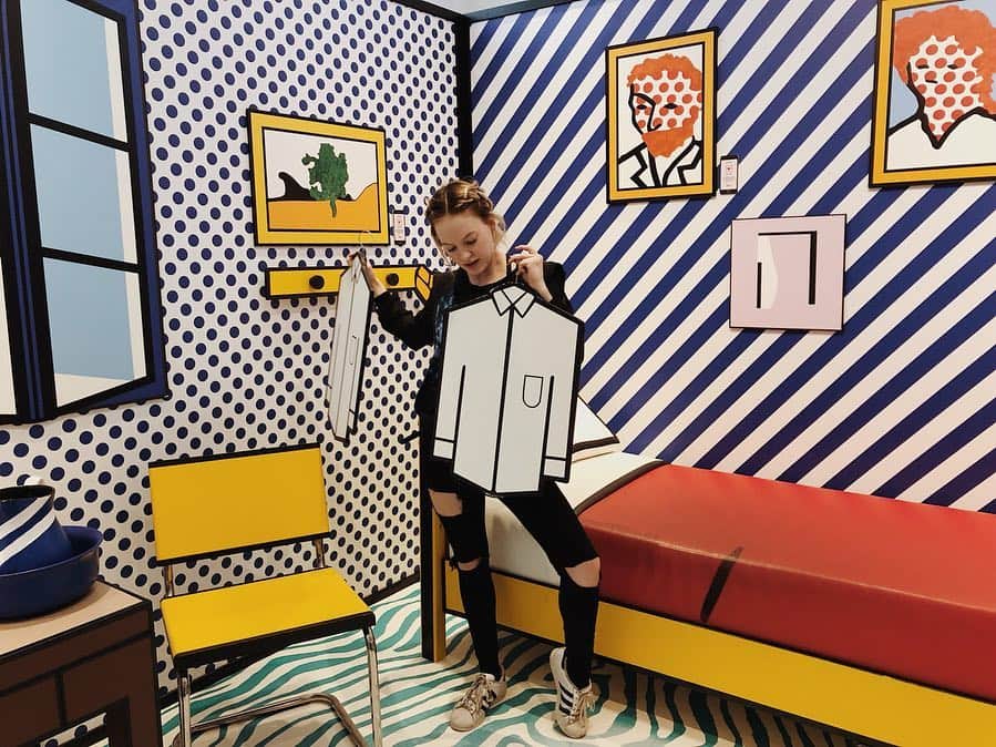 Addison Moffettのインスタグラム：「Flat Stanley」