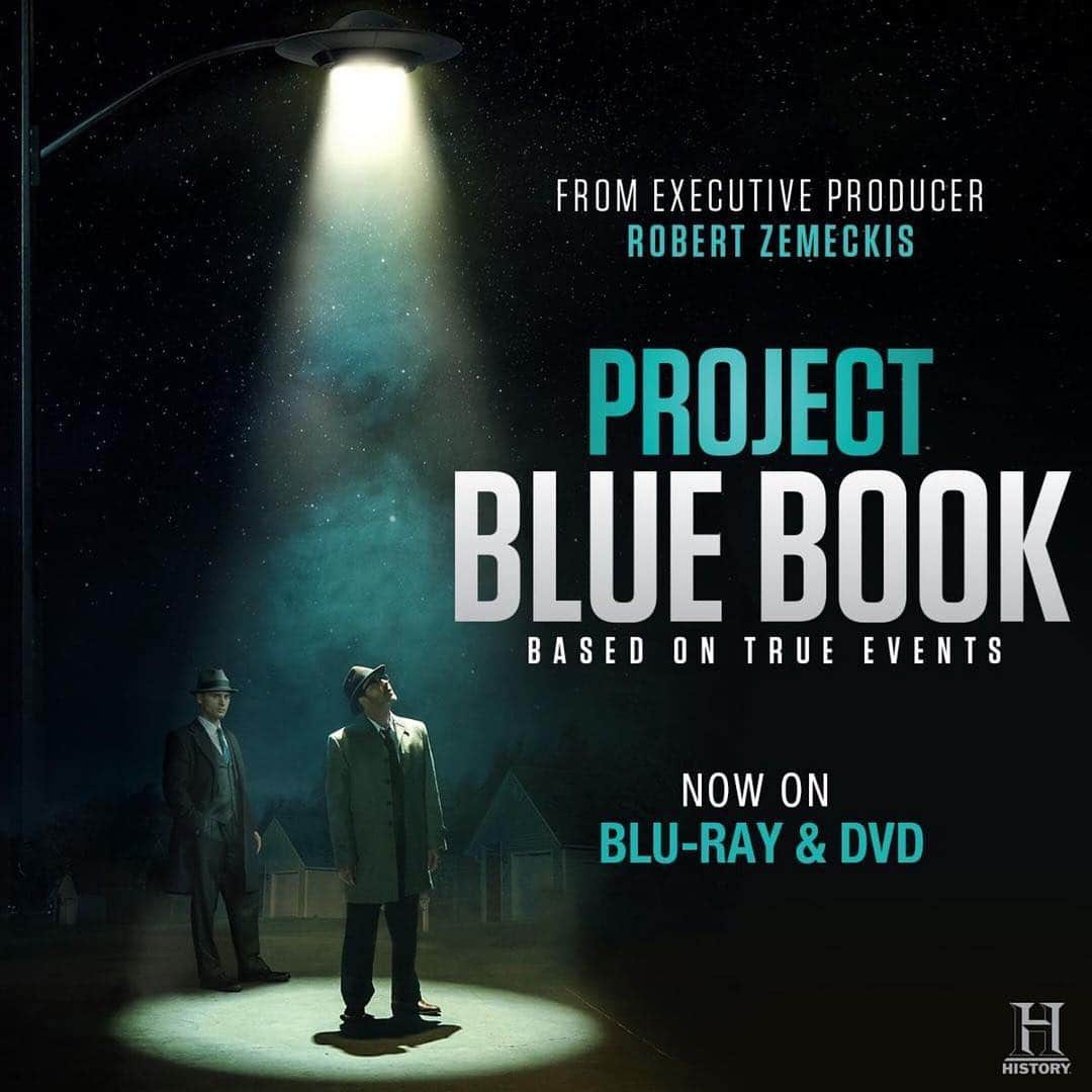 マイケル・マラーキーのインスタグラム：「#ProjectBlueBook now on DVD. ・・・ #Repost @historybluebook」
