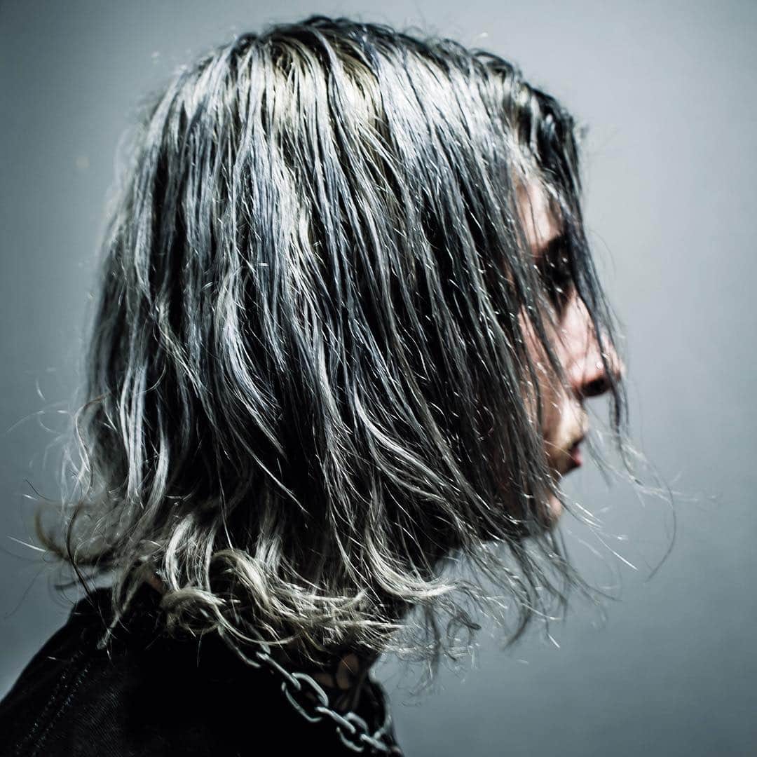 Revolverさんのインスタグラム写真 - (RevolverInstagram)「@ghostemane is a prolific independent artist whose music spans hip-hop, black metal, hardcore and industrial, and has racked up hundreds of millions of streams and YouTube views. Go inside his influences and vision in his own words. Link in bio 📸: @nicholasasayers」4月10日 8時10分 - revolvermag