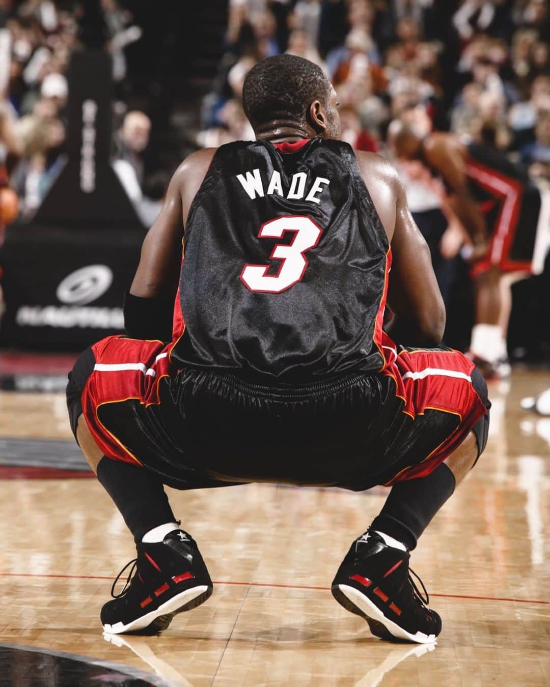 Nice Kicksさんのインスタグラム写真 - (Nice KicksInstagram)「Link in bio: When it’s all said and done, @DwyaneWade will go down as one of the greatest shooting guards to ever play the game. While his play impressed and will be missed, he can’t be counted out when it comes to #KicksOnCourt. Tap the link in our bio to see D-Wade’s journey from reviving Converse basketball to paving his own way with Li-Ning. #OneLastDance 📷 Sam Forencich/NBAE via Getty Images」4月10日 8時23分 - nicekicks
