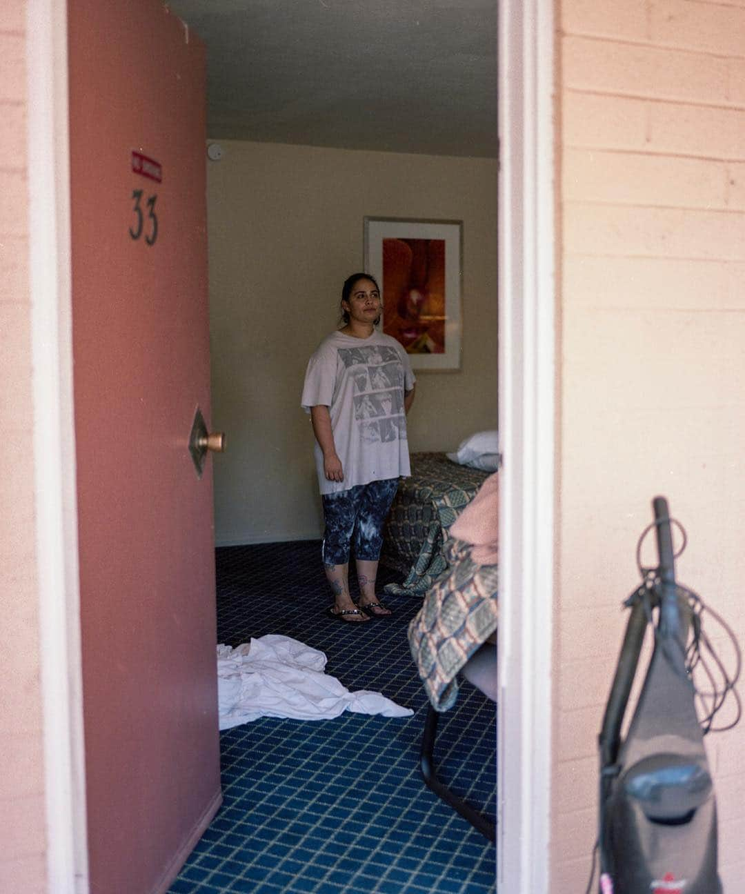 柏田テツヲさんのインスタグラム写真 - (柏田テツヲInstagram)「Motel  #filmphotography  #film #motel  #travel  #filmphotographic #kodak  #portra400 #photobook #フィルム #motelregister #travelphotography  #旅」4月10日 8時55分 - tetsuokashiwada