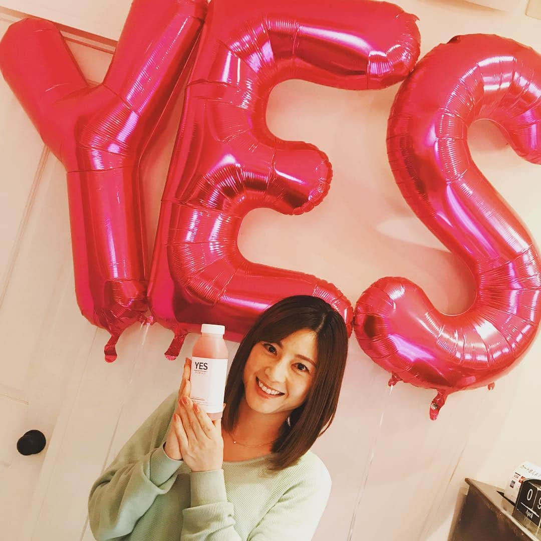 原史奈さんのインスタグラム写真 - (原史奈Instagram)「yestokyo3周年おめでとうございます🍹 #yestokyo#yes#コールドプレスジュース#ジュースクレンズ#飲みやすくて#美味しい#いつもお世話になります#中目黒#3周年#おめでとうございます#原史奈#ゴルフ#ゴルフレッスン#ゴルフ女子#ゴルフ男子#ゴルフ大好き#golf#ゴルフウエア#ゴルフグローブ#ゴルフグッズ#ゴルフ動画#ping#ピンgle#even#doubleeagle#クアルトユナイテッド#cuartounited」4月10日 9時03分 - fuminahara