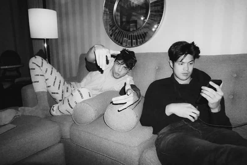 ノア・センティネオのインスタグラム：「Shockingly @rossbutler is not and has never been... a butler」
