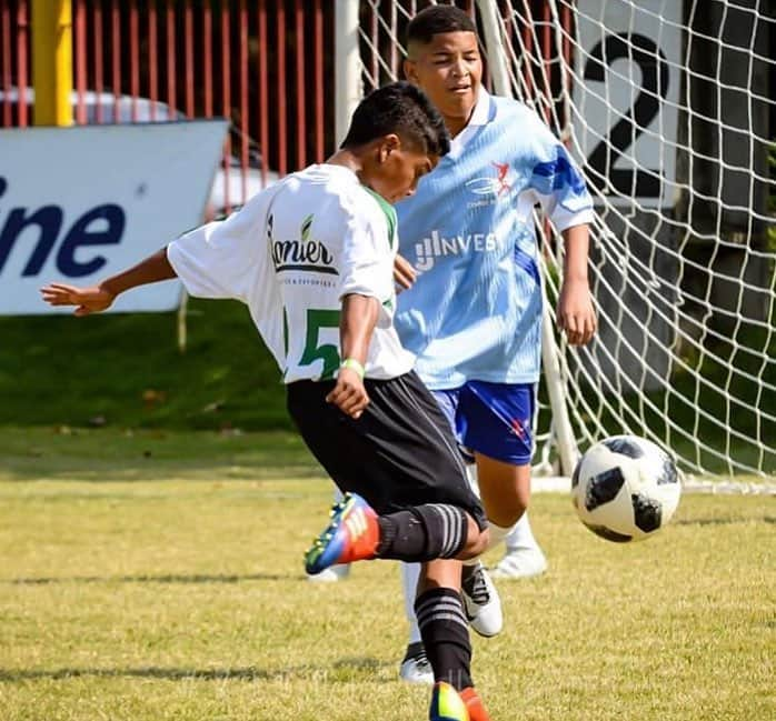 ジーコさんのインスタグラム写真 - (ジーコInstagram)「Ai estão os confrontos das semifinais da Zico 10  Cup, de todas as categorias, a serem realizadas no dia 13/4,sábado, no Centro de Futebol Zico.Todos la prestigiando a garotada.」4月10日 10時21分 - zico