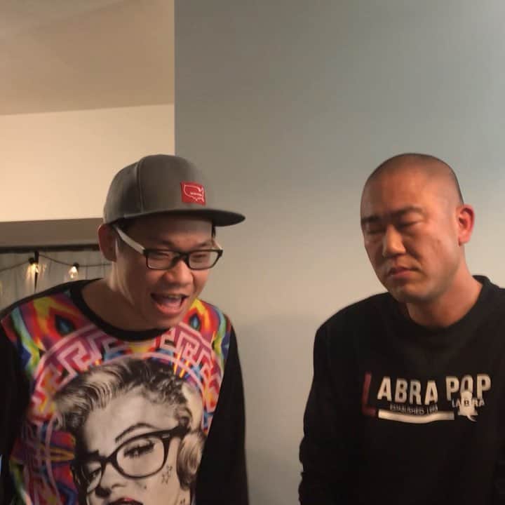 岡下雅典のインスタグラム：「アメトークでよく見るやつ。 ゆりやんとナダル。」