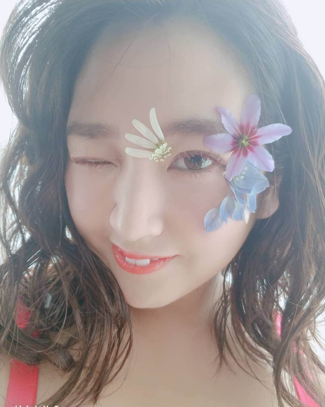 うさまりあさんのインスタグラム写真 - (うさまりあInstagram)「. おはろ～❤ #glamour_princess . 撮影の一幕っ😂❤ . 早く全部載せたい☺  #makeup #makeupartist #makeupaddict #mua  #instamakeup #makeuptutorial #makeupoftheday  #bridalmakeup  #eyemakeup #blogger  #makeuplook #lashes #maccosmetics #eotd  #gorgeous #contouring #eyebrows #tbt  #eyeshadow #glow #beauty」4月10日 10時47分 - usa_maria