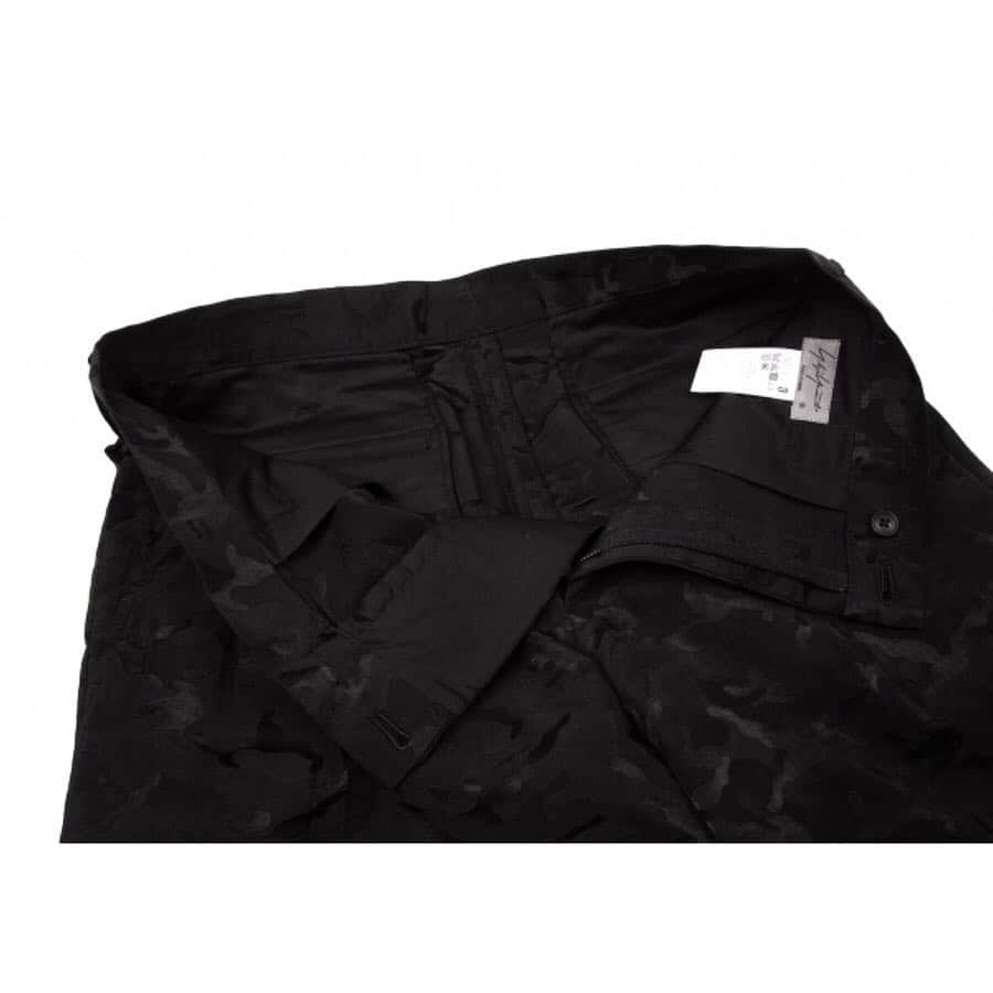 playfulさんのインスタグラム写真 - (playfulInstagram)「【🌸新着商品👖】 【ヨウジヤマモト プールオムYohji Yamamoto POUR HOMME迷彩織2タックコットンナイロンパンツ 黒3(¥53,784)】 https://www.playful-dc.com/mobile/products/details72701.html  online shop！↓ https://www.playful-dc.com/mobile/  #古着 #PLAYFUL #買取 #古着買取 #通販 #お洒落さんと繋がりたい #japan #outfit #ヨウジヤマモト #photo #followme #ヨウジヤマモトプールオム#yohjiyamamotopourhomme  #yohjiyamamoto #モード#古着通販#古着屋さん#春夏#cute#style #instapic#instafollow#instagood#instafashion」4月10日 11時43分 - playful_dc