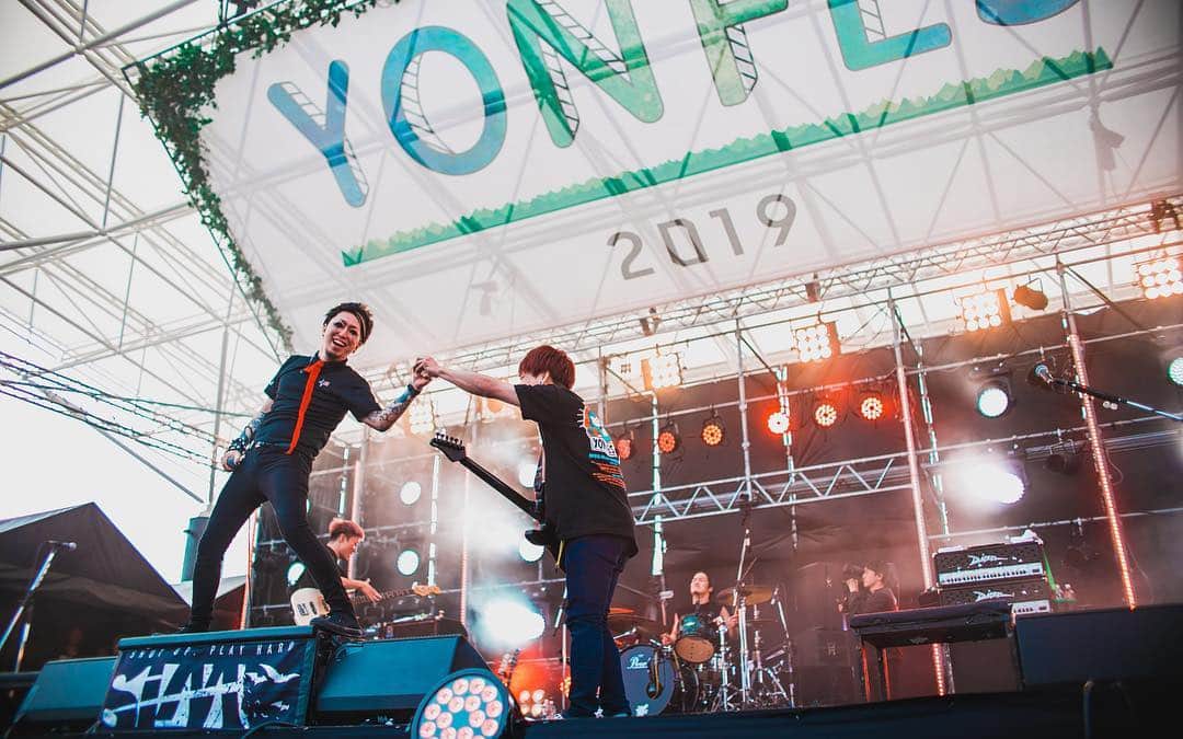 HIROKAZさんのインスタグラム写真 - (HIROKAZInstagram)「『YON FES 2019』  愛知 モリコロパーク( 2019.04.06 & 04.07 )  ヤマダ📸( @yamada_mphoto )  #YONFES2019 #YONFES #ヨンフェス2019 #ヨンフェス」4月10日 11時57分 - hirokaz04ls