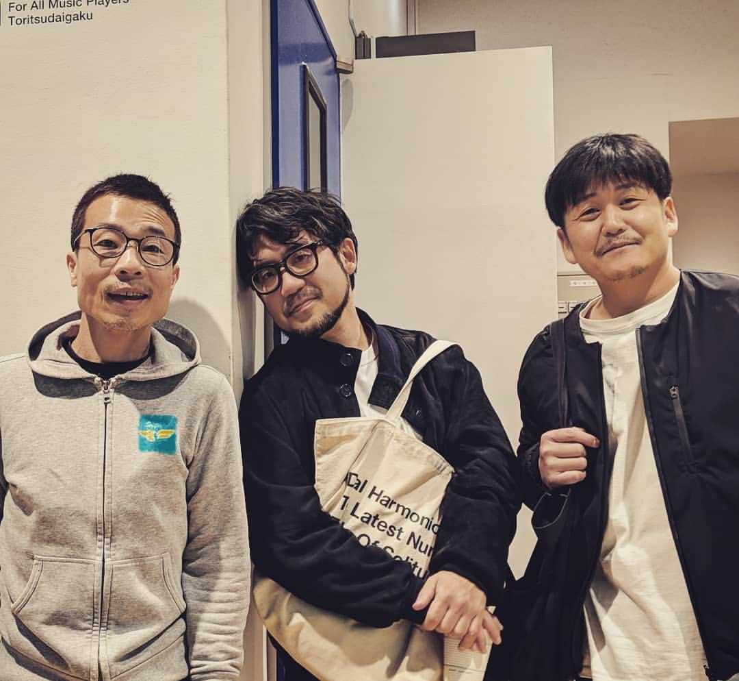 磯部正文さんのインスタグラム写真 - (磯部正文Instagram)「昨夜はスタジオリハ 今日から韓国、中国をツアーするtoe 良い旅を*⋆✈︎」4月10日 11時59分 - masafumiisobe