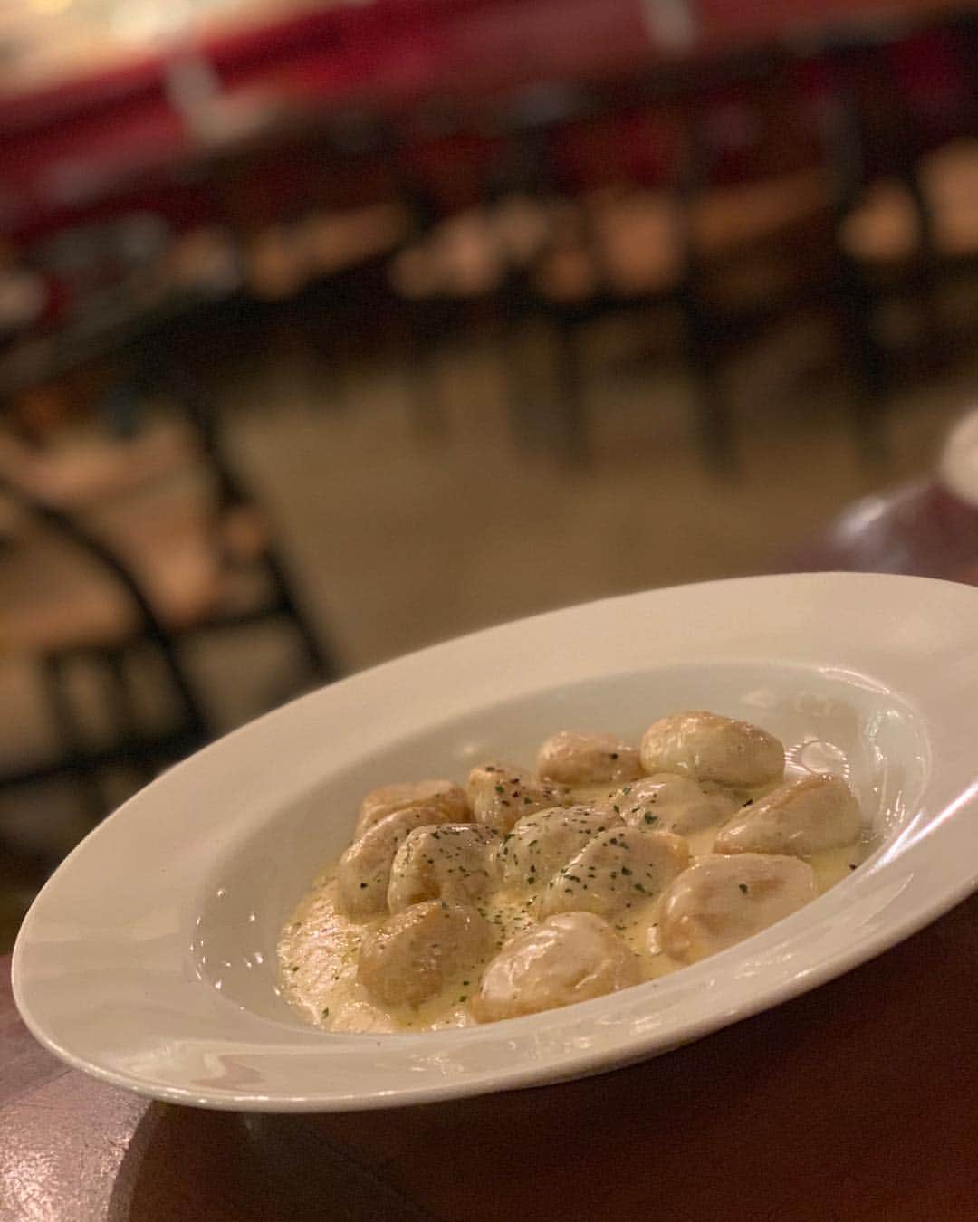 崎山一葉のグルメインスタ