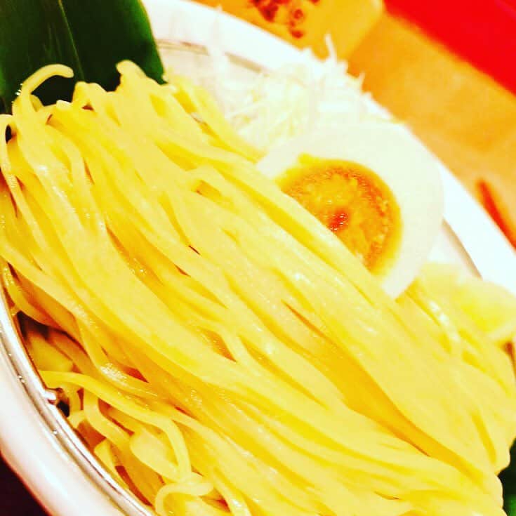 宮田麺児さんのインスタグラム写真 - (宮田麺児Instagram)「宮田麺児 通販 現時点で残り 4点 急げー！！ #宮田麺児#通販#残りわずか#美味#お取り寄せグルメ」4月10日 21時42分 - miyatamenji