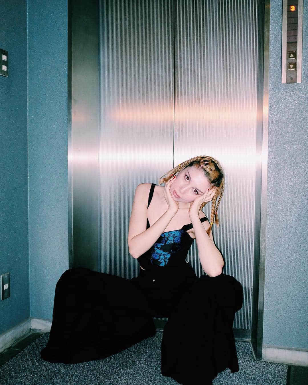 ダイアナチアキのインスタグラム：「📷 @stellamccartney」