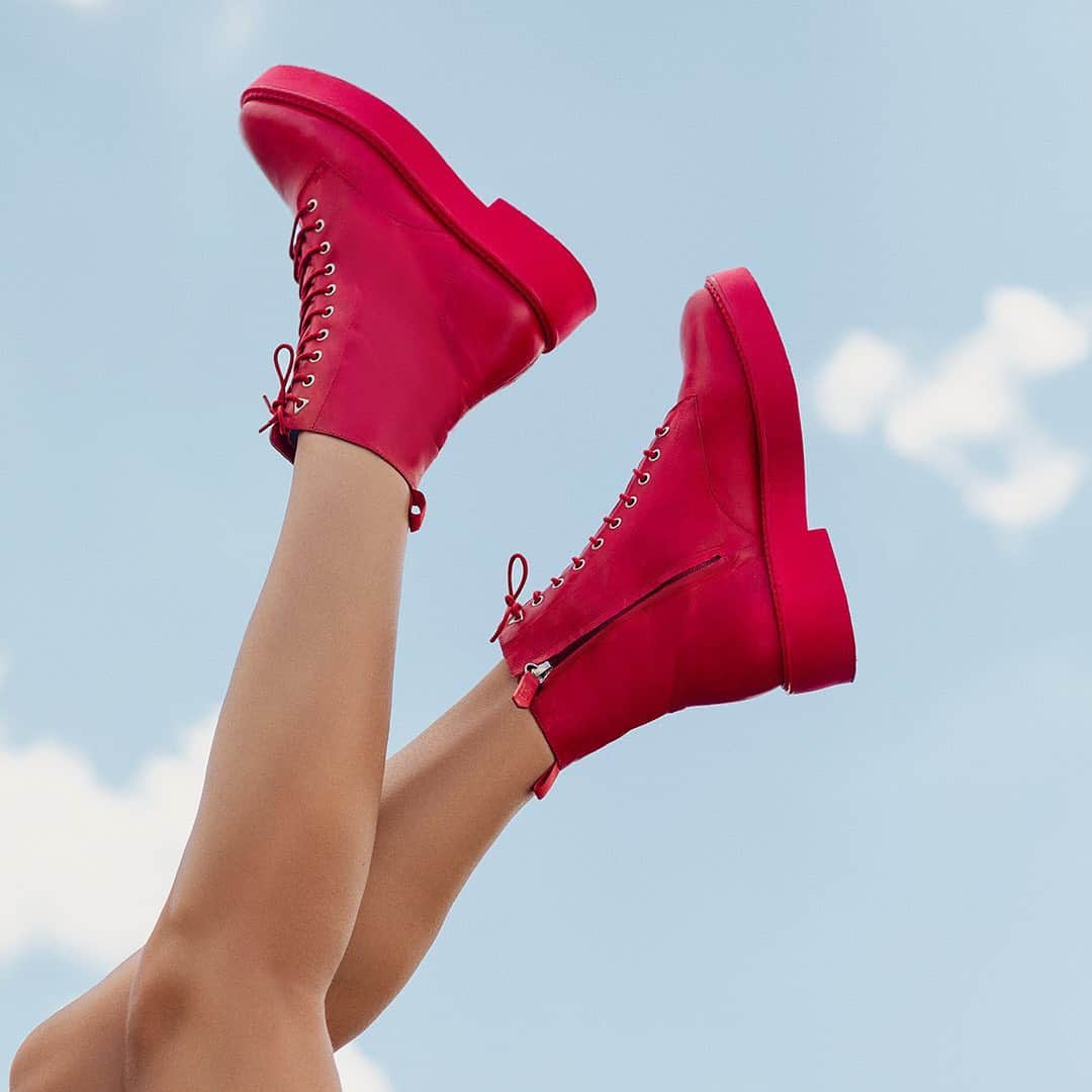 Schutzのインスタグラム：「Just wanna have fun #schutzfall #unlockyourcity」