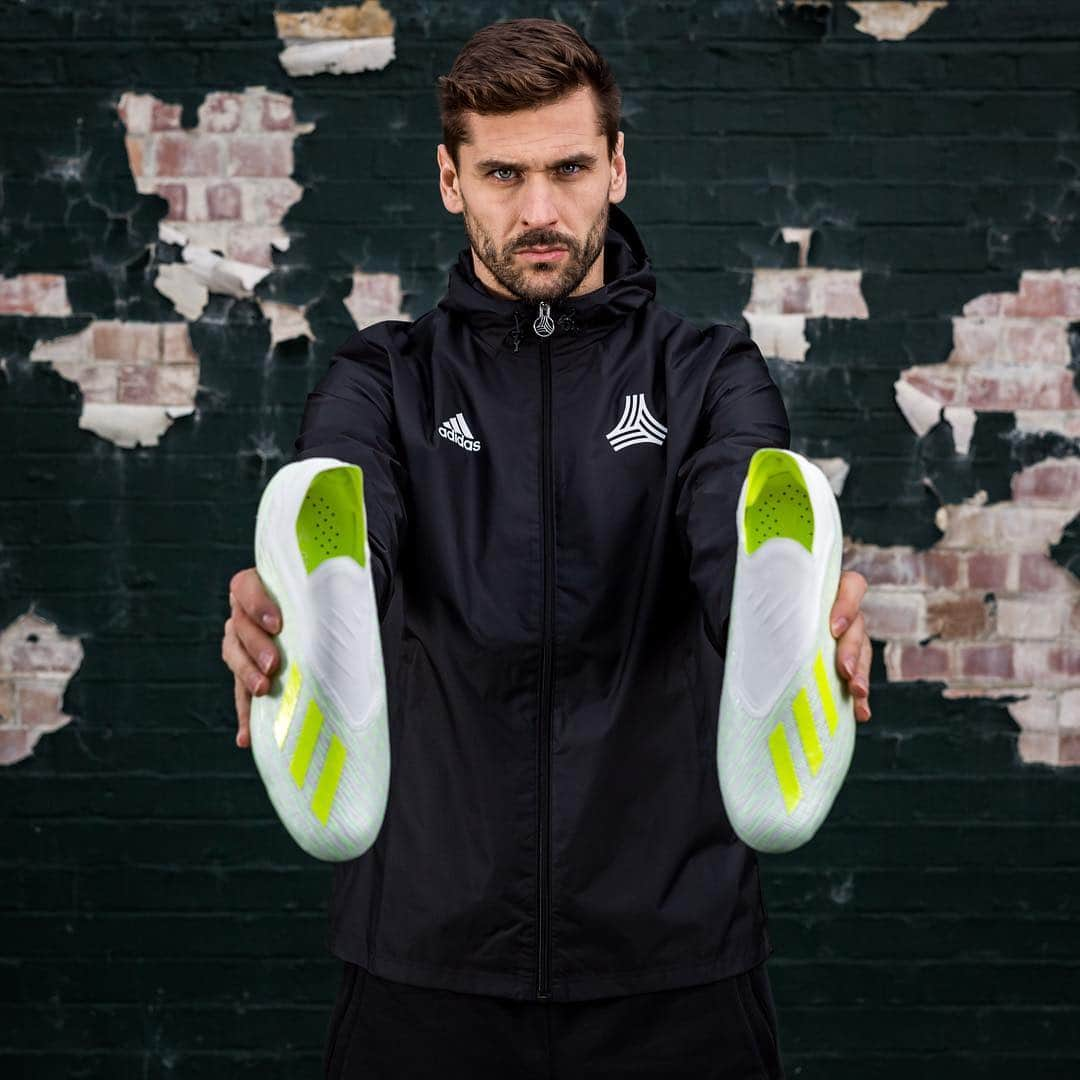 フェルナンド・ジョレンテさんのインスタグラム写真 - (フェルナンド・ジョレンテInstagram)「@adidasfootball  #X18 #DareToCreate #createdwithadidas」4月10日 22時06分 - llorente_fer