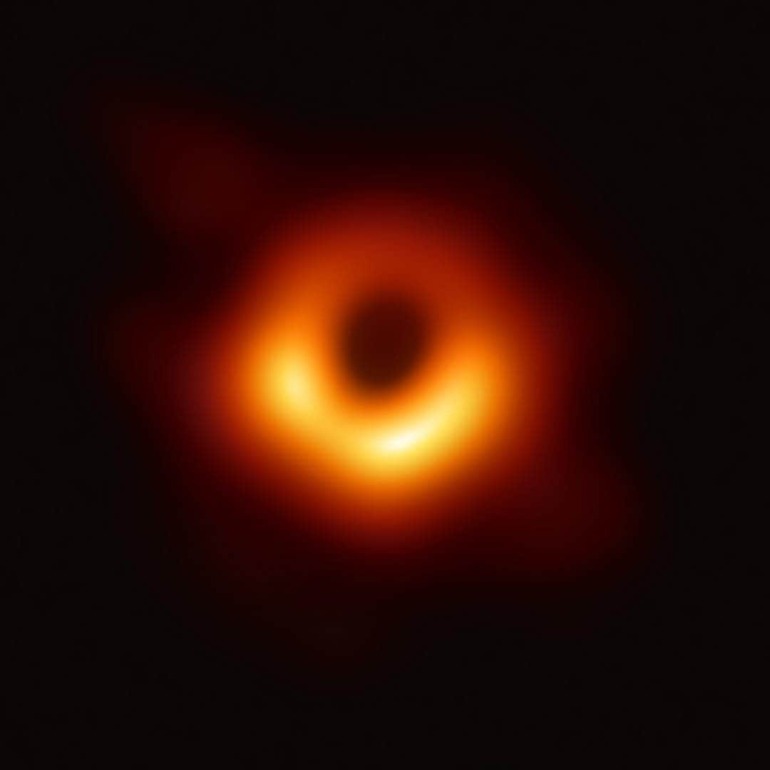 NBC Newsさんのインスタグラム写真 - (NBC NewsInstagram)「#Scientists unveil first image of a #blackhole. Click the link in our bio to read more. . 📷 @nsfgov」4月10日 22時16分 - nbcnews