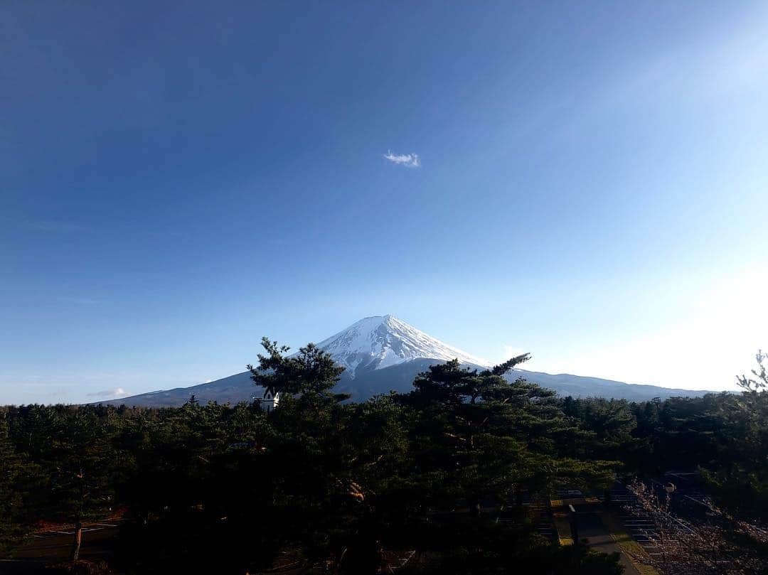 和田颯さんのインスタグラム写真 - (和田颯Instagram)「昨日の富士山☺︎」4月10日 22時27分 - da_ice_hayate_wada