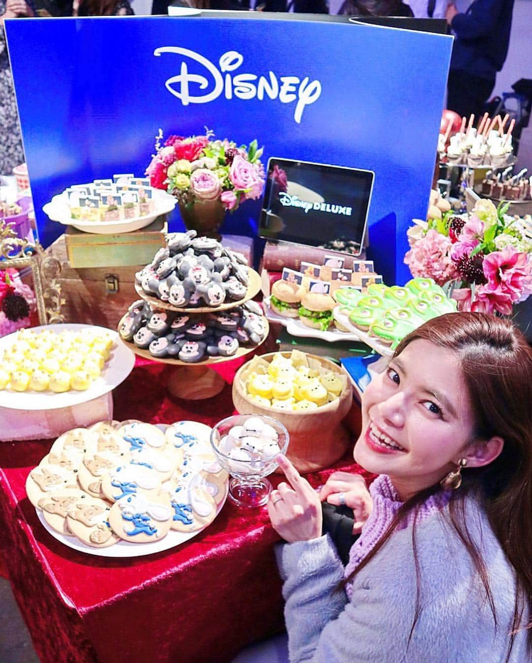 畑有里紗さんのインスタグラム写真 - (畑有里紗Instagram)「🏰Diseney deluxe celebration night🏰に ご招待いただき行ってきました❤️ . ディズニー映画が見放題で話題になっている ディズニーデラックスが🥰 夫婦揃ってディズニーが大好きなので ほんとたまらないサービス😭👏 もちろん入会決定🙆‍♀️♡ お家でゆっくりする休日もあるので お気に入りの作品改めて 一緒に見たいなぁと思います💕 . #ディズニーデラックスパーティー #ディズニーデラックス#ディズニー #ピクサー#スターウォーズ#ディズニー好き #disney#pixar#pr#starwars#marvel#ariifood #disneydeluxecelebrationnight#disneydeluxe」4月10日 22時33分 - arii_m36