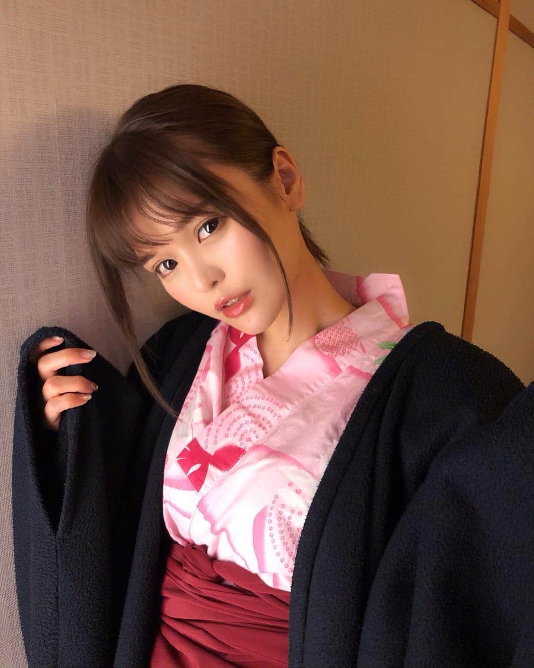 ななぴさんのインスタグラム写真 - (ななぴInstagram)「寒くて温泉が恋しい…♨️ お饅頭食べたーい🐷  #温泉 #温泉旅行 #浴衣 #伊豆旅行 #浴衣女子」4月10日 22時40分 - __nanapgram__