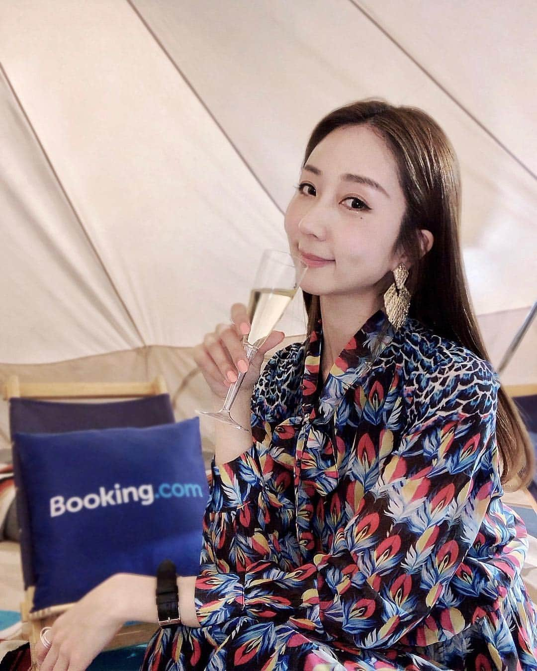 神林真里さんのインスタグラム写真 - (神林真里Instagram)「congrats 10th anniversary @bookingcom_jp 🎉🎉﻿﻿ ﻿﻿ ﻿﻿ ﻿﻿ ﻿﻿ ﻿﻿ Booking.com10周年記念イベントに招待していただきました！﻿﻿ ﻿ ﻿ 世界のお料理を楽しめたり、﻿ オリジナル香水も作れてすっごく楽しかった*\(^o^)/*﻿ ﻿ ﻿ ﻿﻿ Booking.comて使いやすくて本当に便利だよね👩‍💻💓﻿﻿ ﻿﻿ ﻿﻿ストーリーに投稿したリンクから予約すると﻿﻿ 3500円キャッシュバックになるので、﻿﻿ #ゴールデンウィーク の #旅行 の予約に是非使ってね✌️✌️﻿﻿ ﻿﻿ ﻿﻿ ﻿﻿ ﻿﻿ ﻿﻿ ﻿﻿ 10周年おめでとうございます*\(^o^)/**\(^o^)/*﻿﻿ ﻿﻿ ﻿﻿ ﻿﻿ ﻿﻿ ﻿﻿ ﻿﻿ ﻿﻿ ﻿﻿ ﻿﻿ ﻿﻿ ﻿﻿ ﻿﻿ ﻿﻿ ﻿﻿ ﻿﻿ ﻿﻿ ﻿﻿ ﻿﻿ #Bookingcom #ブッキングドットコム #ブッキングドットコムジャパン10周年 #PR #ホテル予約 #ホテル #海外旅行 #国内旅行 #旅行好き女子 #旅行準備 #travel #holiday #instatravel #globetrotter」4月10日 22時41分 - maripo_jp