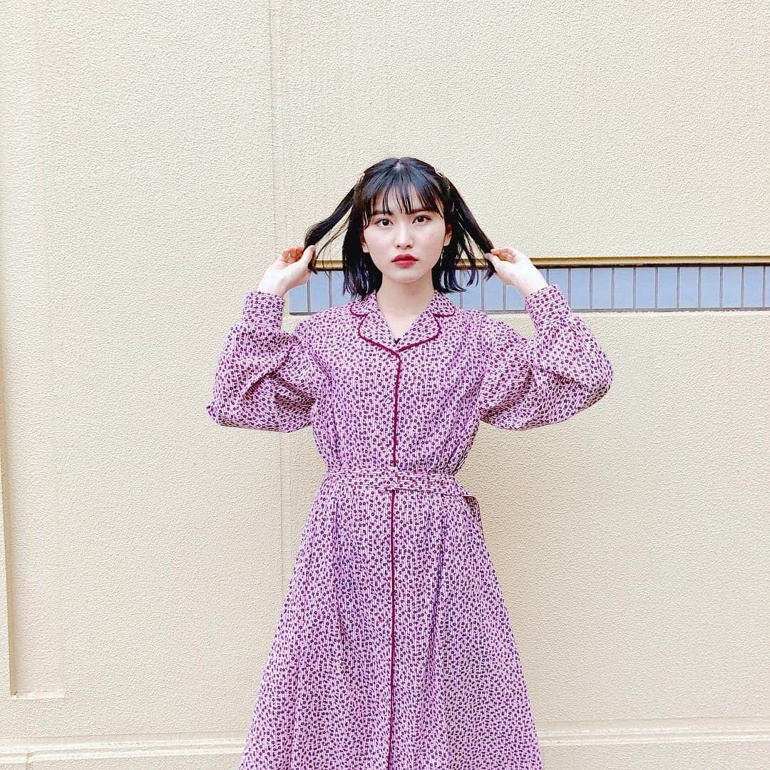 のインスタグラム：「ツイン。 * * この時期はなぜかハーフツインを したくなるみたい。 好き？ * * #ハーフツイン #ツイン#ヘアアレンジ#ボブ #ワンピースコーデ #ハンドメイド」