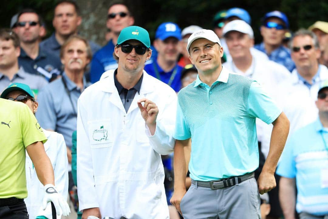 PGA TOURさんのインスタグラム写真 - (PGA TOURInstagram)「Wednesday is the Par 3 Contest @themasters, where memories are made every year.」4月10日 22時58分 - pgatour