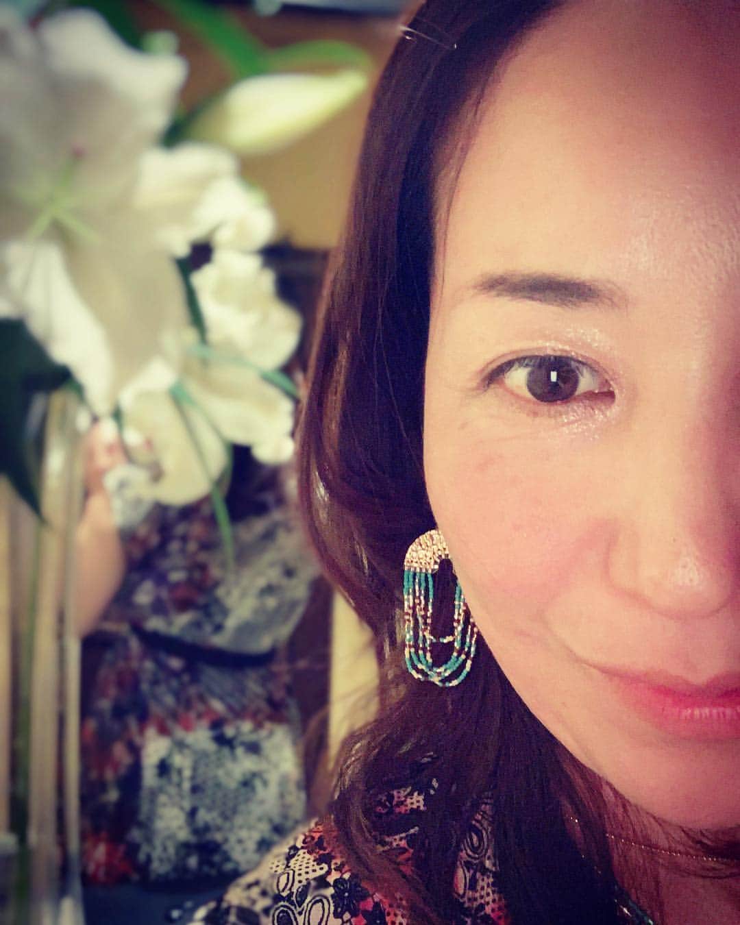 宮城麻里子さんのインスタグラム写真 - (宮城麻里子Instagram)「おNEWなの❗️ 夏に大活躍の予感✨ #ピアス #pierce #松野グラスビーズ  #matsunoglassbeads  #Dazzle #P72M #Turquoise」4月10日 15時02分 - miyagimariko