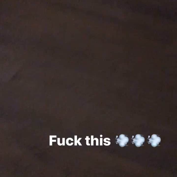 デヴィッド・スペードのインスタグラム：「Um how am I supposed to sleep with  joe tornado at my front door? Cue nightmares」