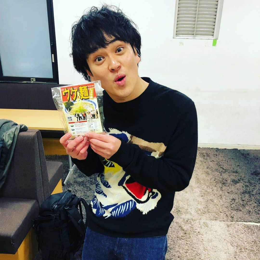 藤田崇之さんのインスタグラム写真 - (藤田崇之Instagram)「今日はネタ見せ〜 ウケ麺届きました！！美味しくいただきます（＾_＾） #ネタ見せ #ウケメン #ウケ麺 #チュランペットとしぱんち #ほぼ談志師匠 #土佐兄弟ゆうき #中華でフィニッシュ」4月10日 16時24分 - huaiyasanda