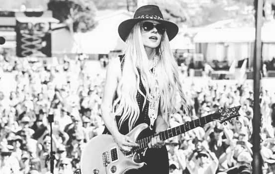 オリアンティさんのインスタグラム写真 - (オリアンティInstagram)「Can’t wait to play @roxodus with my band 🤘」4月10日 16時26分 - iamorianthi