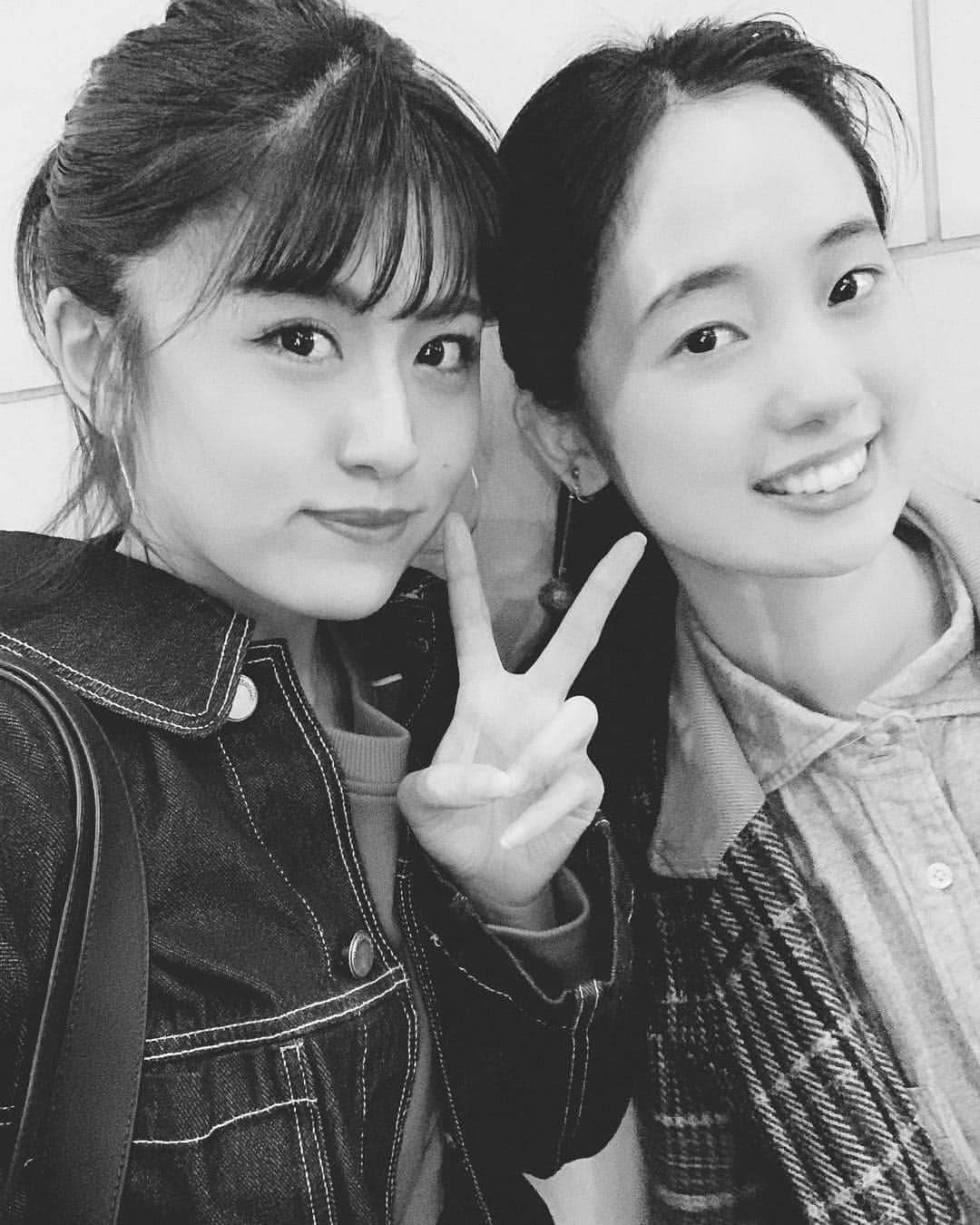 のインスタグラム：「‎⋆ 撮影で仲良くなった らむちゃん ♥ 本名でらむちゃんて！！！かわい！！！ 初対面なのに前から友達だったような感覚。笑 周りの人に友達だったの？って言われたけど 初対面...🤣🤣🤣 見た目とは裏腹にラフにクールに話しかけてくれて、 歳も近くて、すぐ仲良くなれた( ᷇࿀ ᷆ ) これからよろしくお願いしまする🙏🏻 ‎⋆ ‎‎⋆ #撮影 #お疲れ様 #女優 #フリーランス」