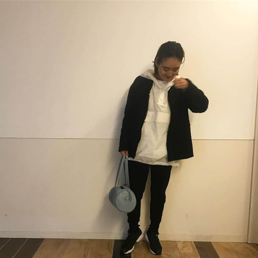 金子綾さんのインスタグラム写真 - (金子綾Instagram)「today's... #ootd #akcloset  #shootingday」4月10日 18時35分 - ayaaa0707