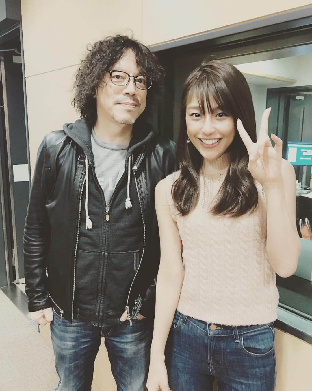 岡副麻希さんのインスタグラム写真 - (岡副麻希Instagram)「🌼 浦沢先生…✨✨ お会いできるなんて、、、！ しあわせの極みです😭😭😭✨ #浦沢直樹 先生 #20世紀少年#だいすき #素敵すぎる#紳士」4月10日 19時10分 - maki_okazoe_official