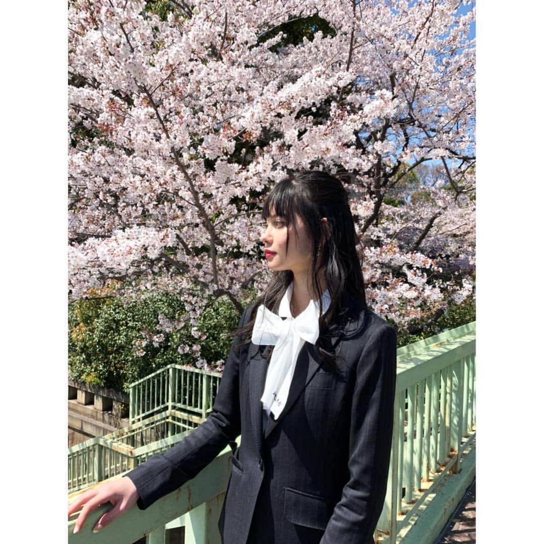 愛花さんのインスタグラム写真 - (愛花Instagram)「👀🌸💓」4月10日 19時12分 - hi_erica_official