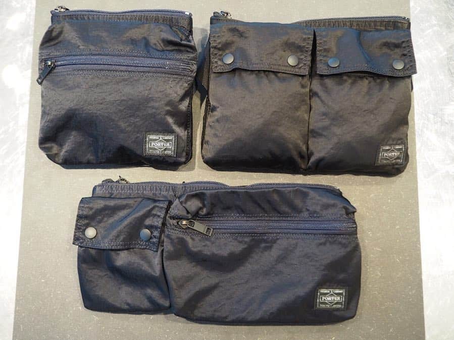 B JIRUSHI YOSHIDAさんのインスタグラム写真 - (B JIRUSHI YOSHIDAInstagram)「【NEW  ARRIVAL】 〈PORTER〉 “PORTER RING SHOULDER BAG” ・ 薄マチながらも多機能なミリタリーユーティリティーベルトの機能性と、製品染めをすることによって生まれる独特な風合いや質感が魅力のPORTER RING。 ・ 全型共通でスマートフォンやパスケースなどの身の回り品の収納に適したポケットを設けているため、カバンの中も整理しやすく、普段使いだけでなくトラベルシーンにもおすすめ。 ・ さらに軽く柔らかな生地を使用しているため、身体の後ろ側はもちろん、前や横など、どの位置で使用してもフィットしやすいのが特徴です。 ・ COLOR:NAVY,BLACK ¥14,000+TAX  #bjirushiyoshida #B印YOSHIDA #代官山 #daikanyama #TOKYO #BEAMS #ビームス #yoshidakaban #吉田カバン #ポーター  #porter #비지루시요시다 #도쿄 #다이칸야마 #빔스 #빔즈 #포터 #데일리룩 #백팩 #b印yoshidalineup」4月10日 19時19分 - bjirushiyoshida