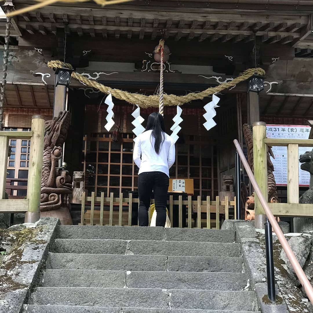 LOVE ME DOさんのインスタグラム写真 - (LOVE ME DOInstagram)「栃木県の日光大室高靇神社（にっこうおおむろたかおじんじゃ）。 #高靇神社 #LoveMeDo神社巡りの旅 #LoveMeDo風水 #LoveMeDo神社 #LoveMeDo神社巡り #LoveMeDoパワースポット巡り #LoveMeDoパワースポット #LoveMeDoパワースポットツアー #LoveMeDo神社巡りツアー #パワースポットツアー #神社ツアー  #栃木県御朱印」4月10日 20時03分 - lovemedo_fortunteller