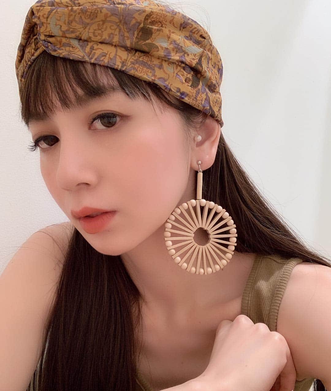 ungrid_minamiのインスタグラム：「. 新作のターバン購入🤭 @ungrid_official #Ungrid#アミュプラザ博多」