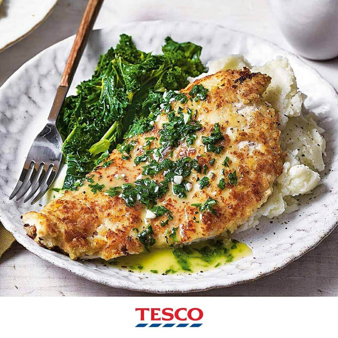 Tesco Food Officialさんのインスタグラム写真 - (Tesco Food OfficialInstagram)「When it’s Wednesday and you need just the right thing to hit the spot and cheer you on… Cheesy chicken kiev schnitzel, fresh yaki soba noodles or something new, like espresso bean tacos - which would get you across the midweek line? Swipe → on the carousel and let us know in the comments!」4月10日 21時03分 - tescofood