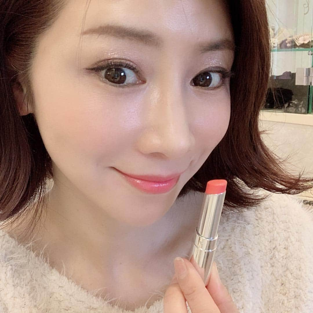 水谷雅子さんのインスタグラム写真 - (水谷雅子Instagram)「#口紅#メイク#メイクアップ  #dior #アディクトラッカースティック 464 #潤い#潤いリップ  #羽田空港免税店  #水谷雅子#水谷雅子beautybook50の私」4月10日 21時12分 - mizutanimasako