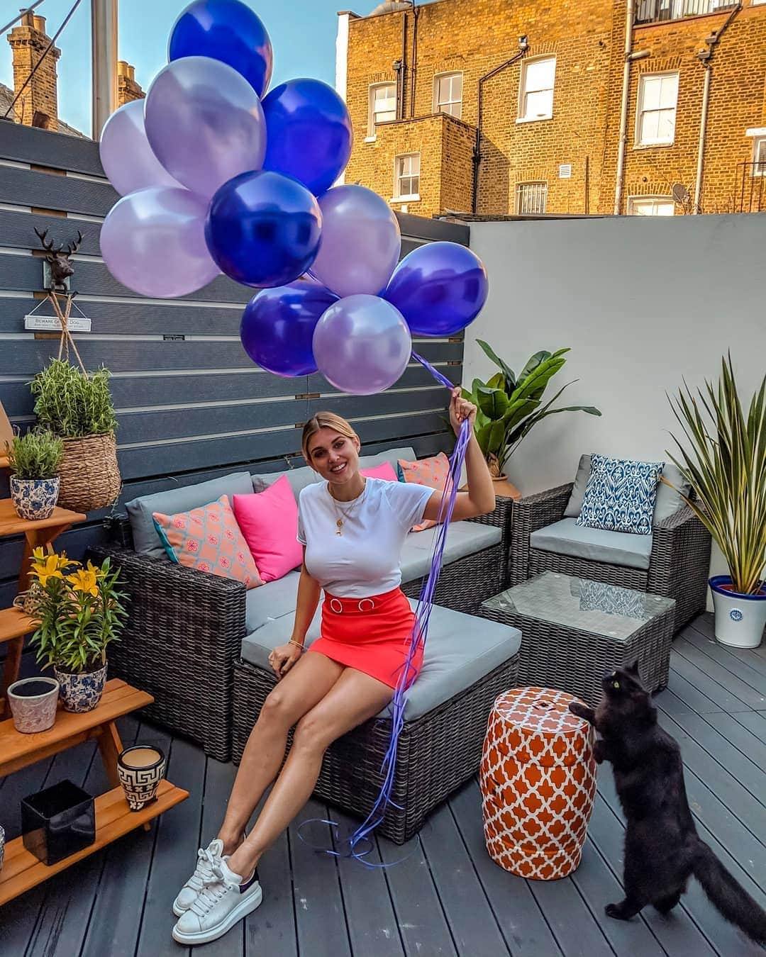 Ashley Jamesさんのインスタグラム写真 - (Ashley JamesInstagram)「AD: So excited to show off my patio and let you know about #WayDay - @wayfairuk’s biggest sale of the year which is happening for the next 36 hours. 🎈 I know a lot of you guys have been asking me where things in my patio are from, and it's pretty much all from @wayfairuk. I first bought my garden furniture from them in September, and have gone on to kit out my whole patio with their products... The outdoor rug, the plant stand, plant pots, heater, all the cushions [part purchased, part gifted] 🏡  If you head to their website, you can find flash deals and huge discounts on hundreds of thousands of products and they're even offering free UK delivery on everything. I've put the link in my bio, and I'll link all the items I have in my stories. ❤#MyWayfairUK #ad #ashleysinteriors」4月10日 21時12分 - ashleylouisejames