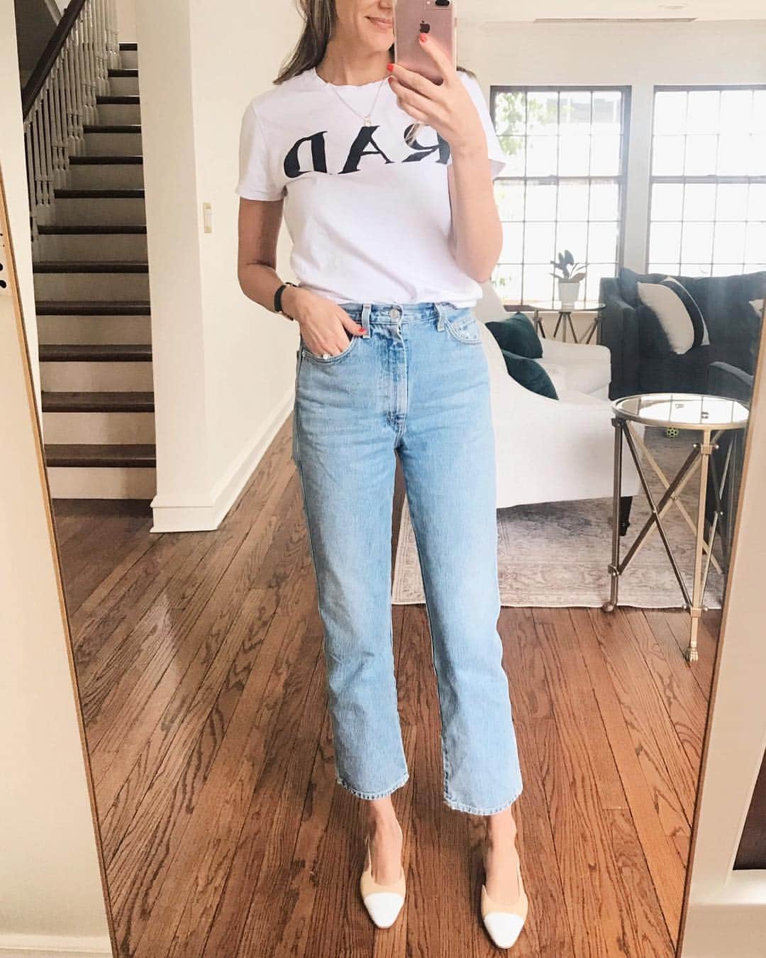 Anna Jane Wisniewskiのインスタグラム：「Blog post isn’t quite up yet but for now you can shop the items from the @shopbop sale that I already own and love (a mix of staples like these jeans and dresses for events!). Shop in the @liketoknow.it app or via this link http://liketk.it/2B3s3 #liketkit #LTKunder100 #LTKsalealert」