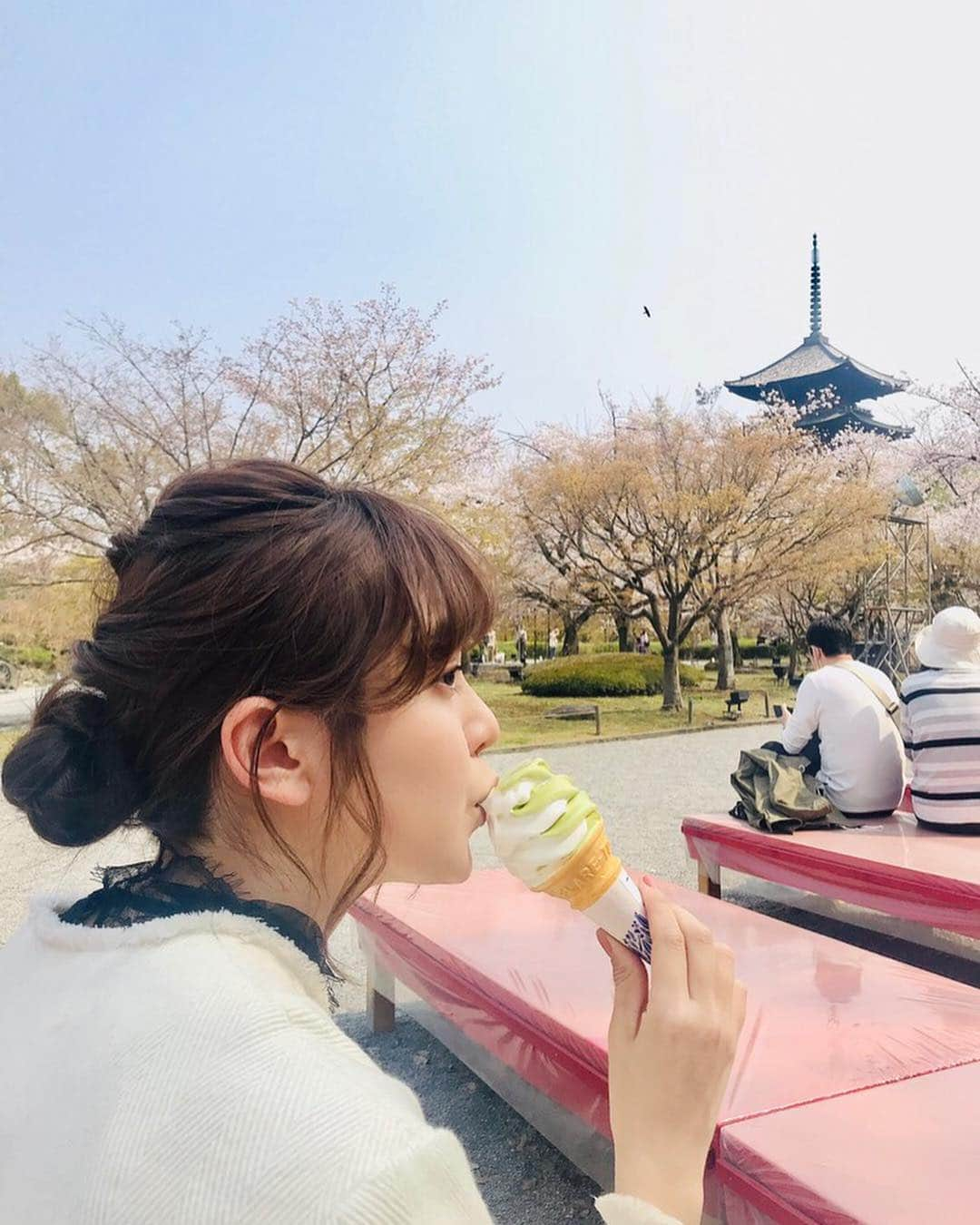 柴田美奈さんのインスタグラム写真 - (柴田美奈Instagram)「森先輩と京都でお花見😊🌸」4月10日 21時32分 - mina__shibata