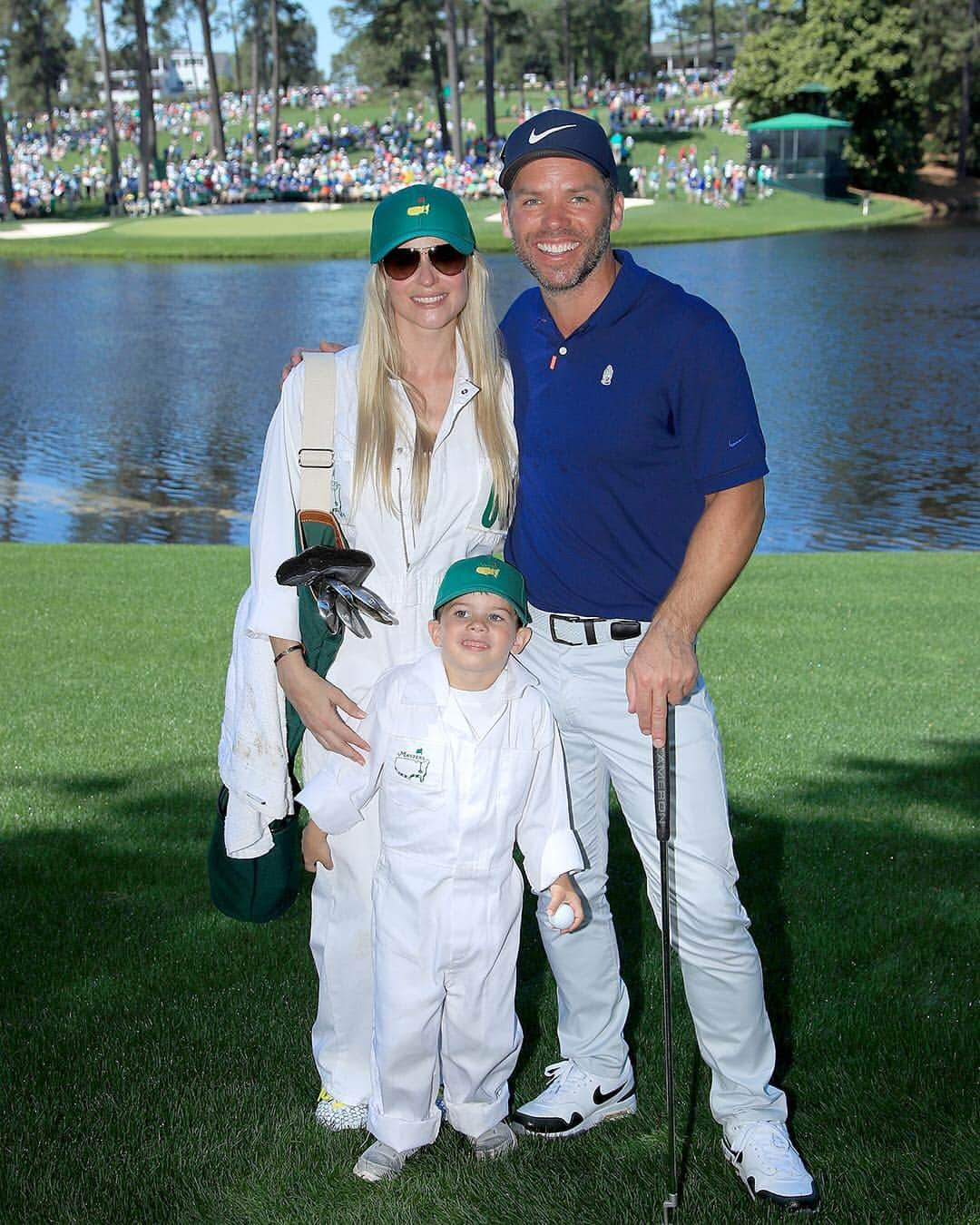 PGA TOURさんのインスタグラム写真 - (PGA TOURInstagram)「Friendly fun for the whole family.  The Masters Par-3 Contest was filled with laughs.  #LiveUnderPar」4月11日 7時31分 - pgatour